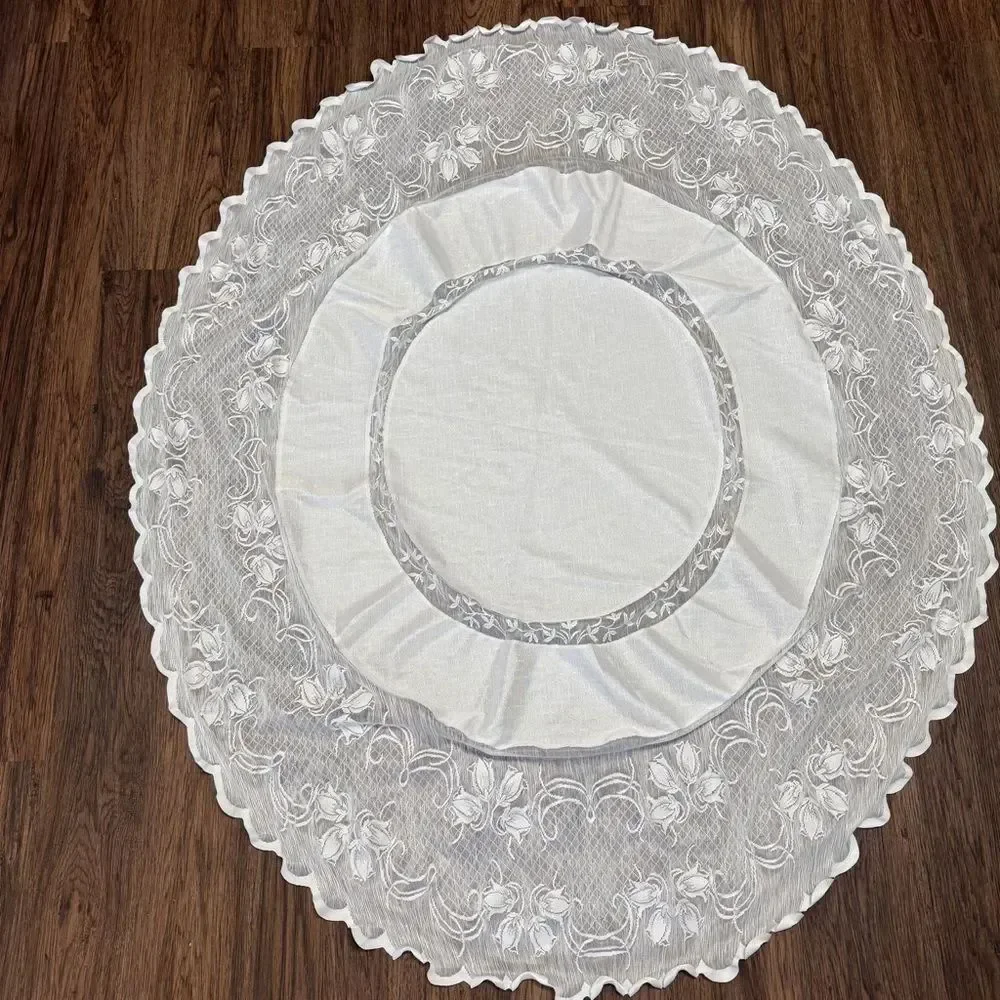 Vintage Ivory White Oval Tablecloth Solid Central Panel With Tiered Lace Border
